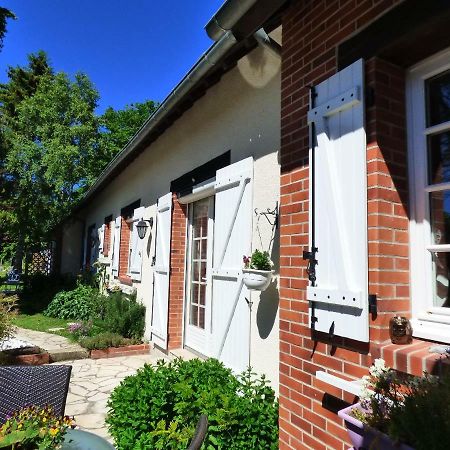Chambres D'Hotes Les Muscaris Feins-en-Gatinais Εξωτερικό φωτογραφία