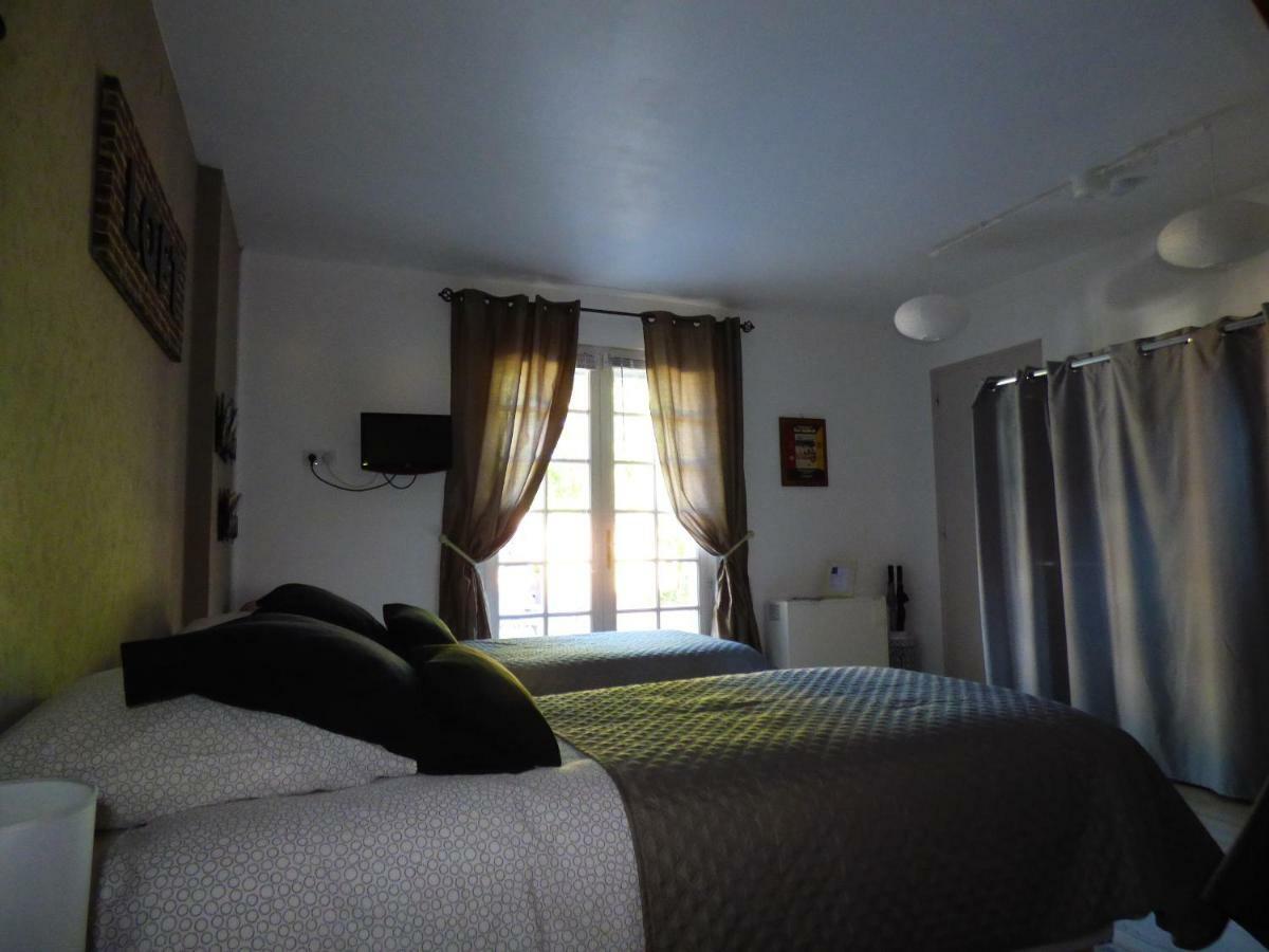Chambres D'Hotes Les Muscaris Feins-en-Gatinais Εξωτερικό φωτογραφία